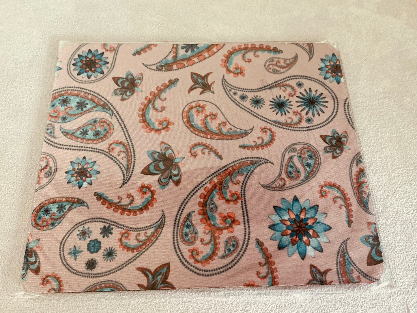 Light pink Paisley Mousepad